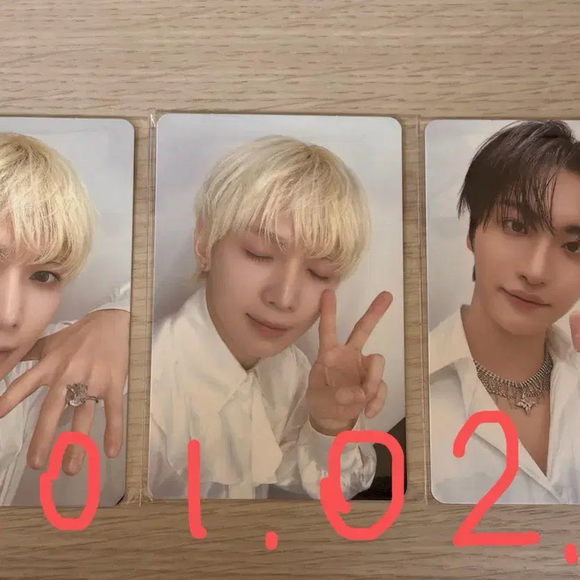 [BUNJANG] ATEEZ Anitey Popup Photocard Yeosang Seonghwa / 에이티즈 애니티 팝업 포카 여상 성화