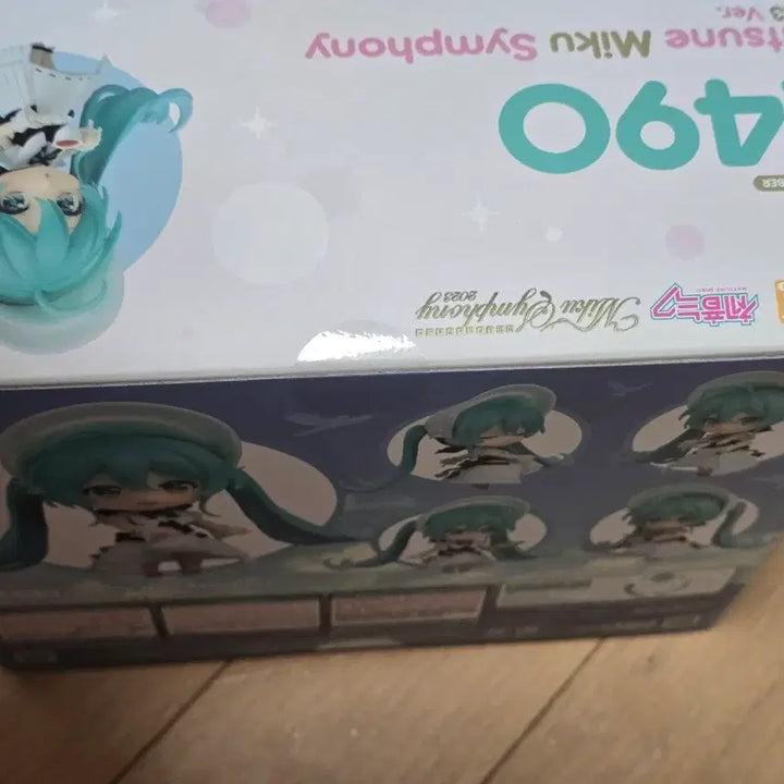 [BUNJANG] Good Smile Company Nendoroid Hatsune Miku Symphony 2023 Ver. / 넨도로이드 하츠네 미쿠 심포니 2023 Ver. 판매랍니다