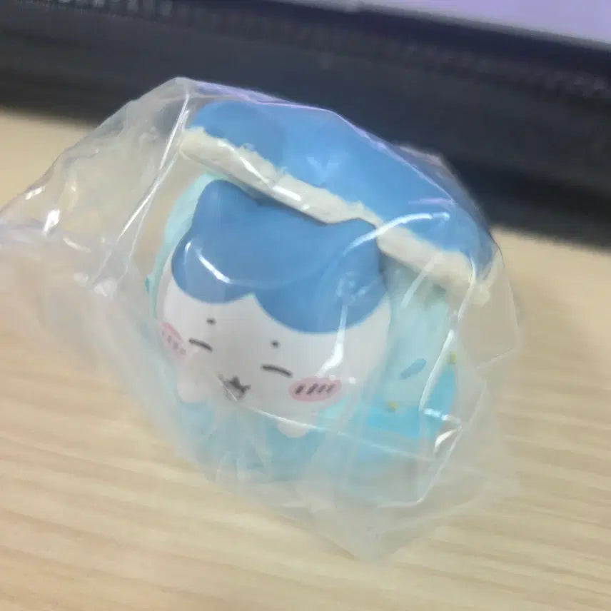 [BUNJANG] Cheekawa Hachiware Macaron Gacha Figure / 먼작귀 치이카와 하치와레 마카롱 가챠 피규어
