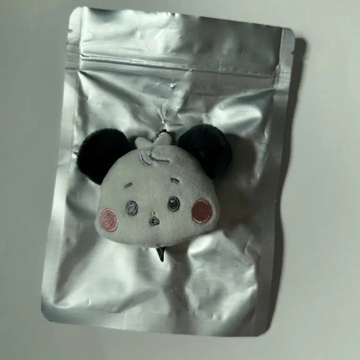 [BUNJANG] Xdinary Heroes Xmonz Secret Face Keyring Baby Hamille Jjuff / 엑스디너리히어로즈 엑몬즈 시크릿 페이스 키링 베이비 햄일 쭈프