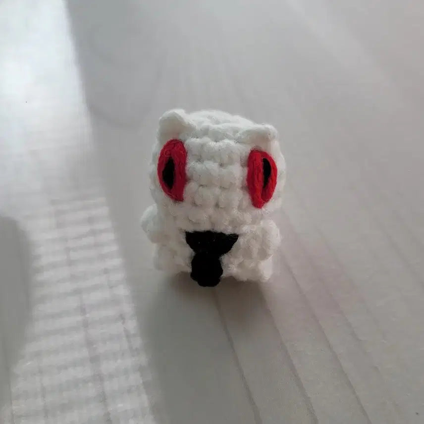 [BUNJANG] Handmade Knitted Gelong Doll Keychain / 괴담출근  게롱 뜨개 인형