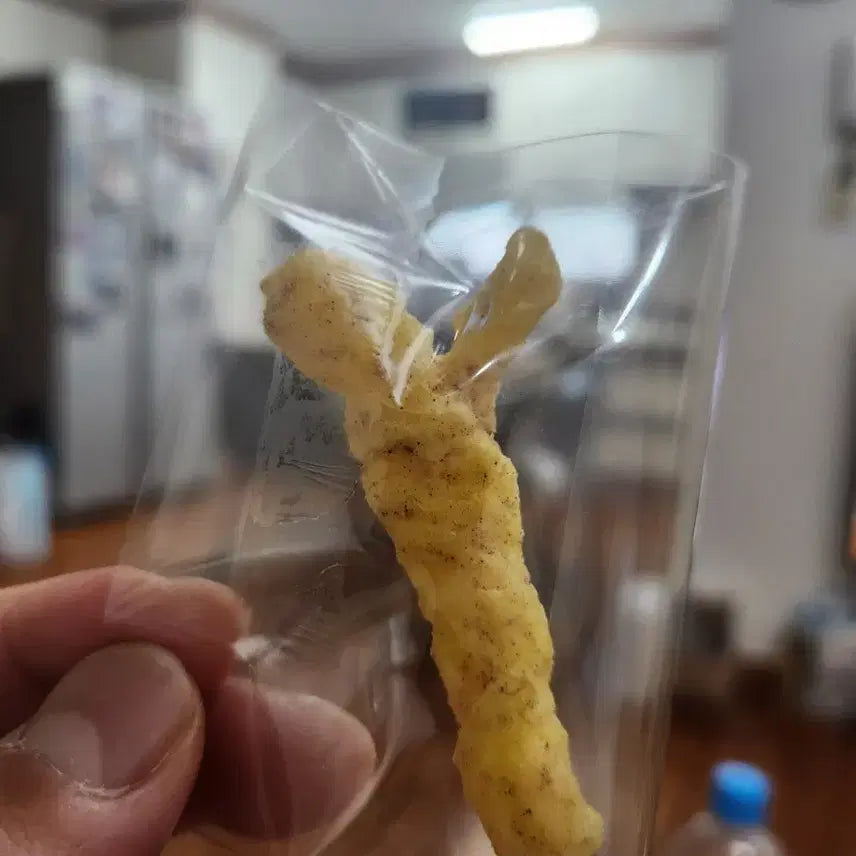 [BUNJANG] Rare Y-Shaped Cheetos Snack / 희귀한 모양의 치토스 (Y 모양)