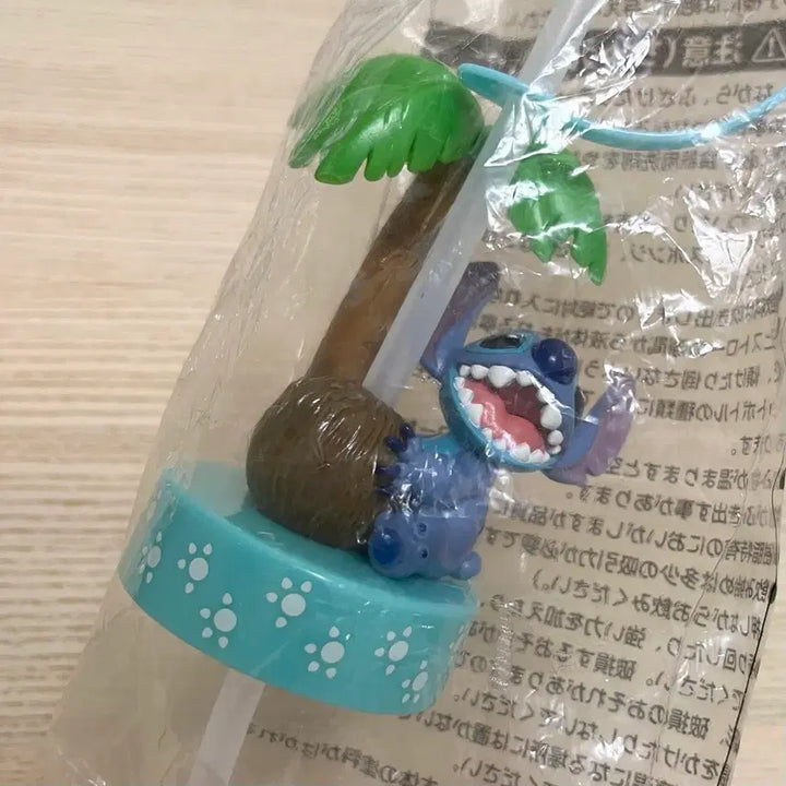 [BUNJANG] Disney Stitch Retro Bottle Cap Straw / [주말까지 할인] 도쿄 디즈니 레트로 스티치 보틀캡 스트로우 빨대