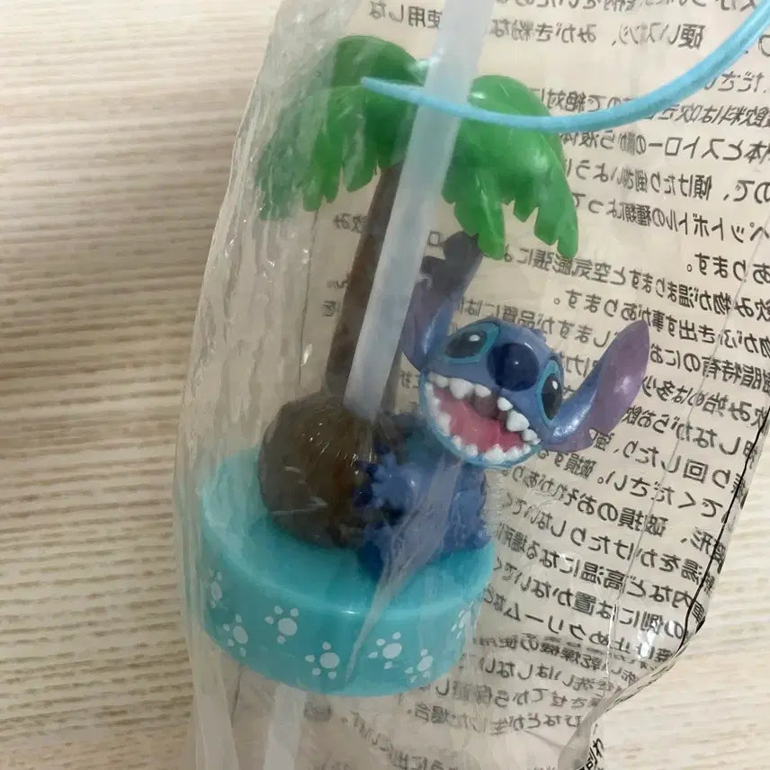 [BUNJANG] Disney Stitch Retro Bottle Cap Straw / [주말까지 할인] 도쿄 디즈니 레트로 스티치 보틀캡 스트로우 빨대