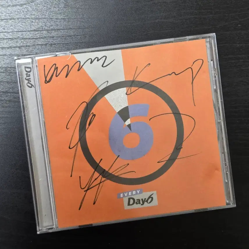 [BUNJANG] Day6 Every Day Day6 November Autographed CD / 데이식스 에데식 에브리데이식스 11월 노벰버 친필 사인 CD
