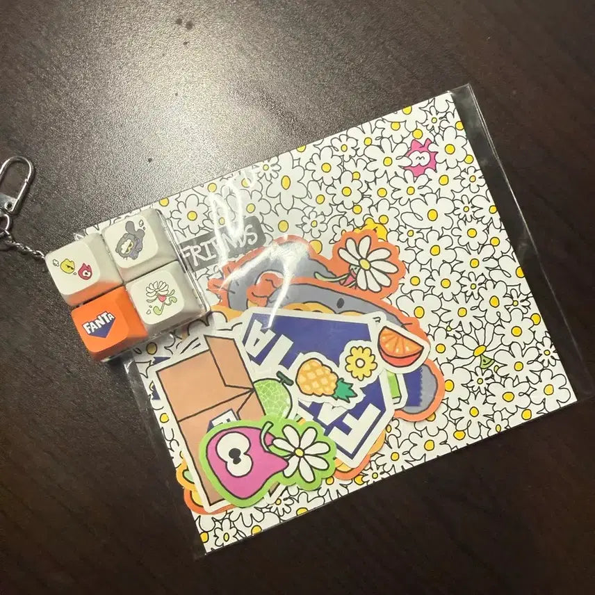 [BUNJANG] JOANFRIENDS JOA Keycap Keychain Fanta G-Dragon / 조앤프렌즈 조아 키캡키링 환타 지디