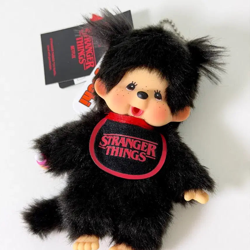 [BUNJANG] Monchhichi Stranger Things Collaboration Limited Edition Keychain / 몬치치 한정판 기묘한 이야기 콜라보 키링