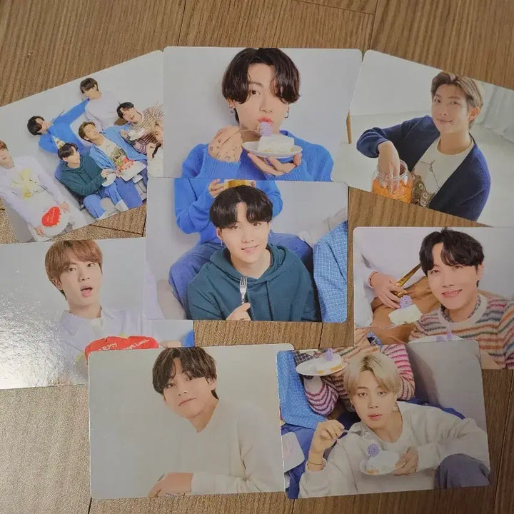 [BUNJANG] BTS Yet to Come Busan Concert Photocard Full Set / bts 방탄 yet to come 옛투컴 부산콘서트 포카 풀세트