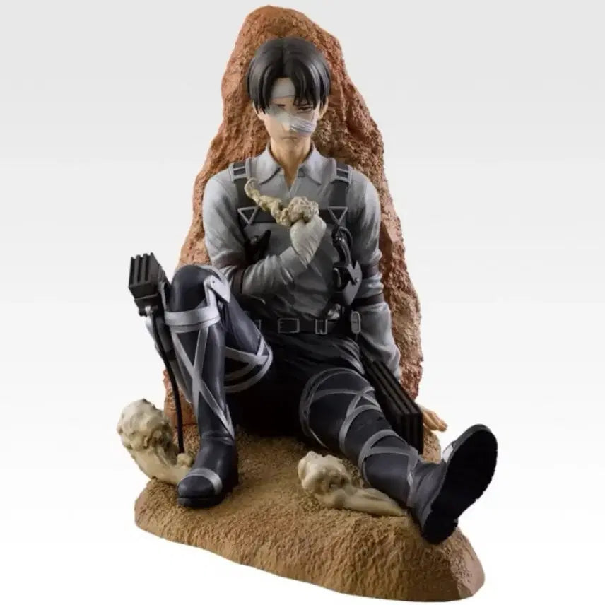 [BUNJANG] Attack on Titan Levi C Prize Figure (Sealed) / (미개봉)진격의 거인 리바이 C상 (이치방쇼 X)