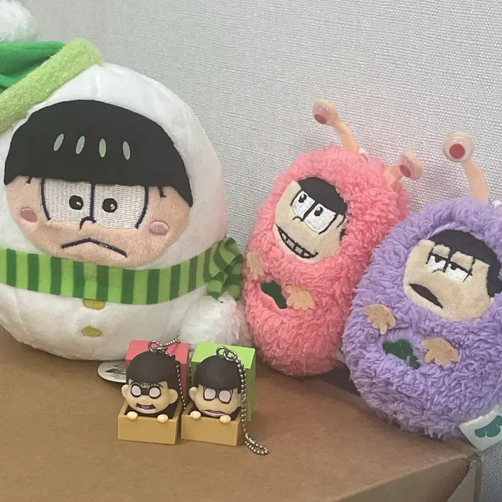 [BUNJANG] Osomatsu-san Merchandise Bundle (Geragera Plush/Gacha/Dolls) / 오소마츠상 굿즈 일괄 판매(게라게라 누이/가챠/인형)