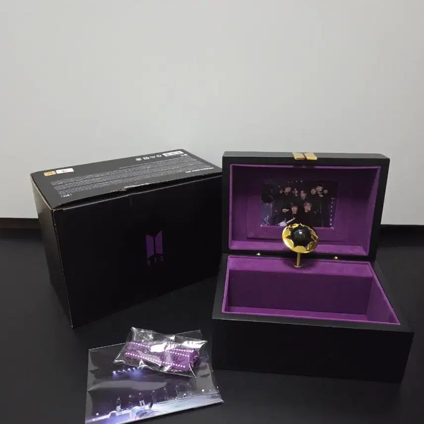[BUNJANG] BTS Merchandise 6th Anniversary Music Box / 방탄 머치6 오르골