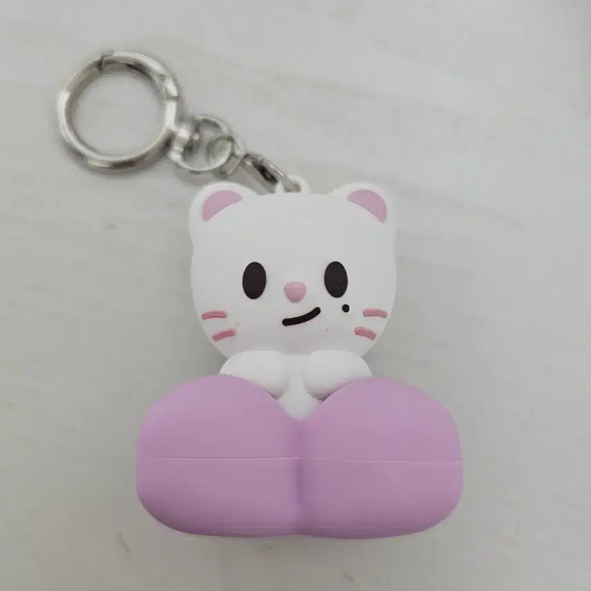 [BUNJANG] Stray Kids SKZOO HyunJin Secret Clicker Keyring / 스트레이키즈 스키즈 스키즈 현진 지니렛 SKZOO SECRET CLICKER KEYRING 시크릿 클리커 키링
