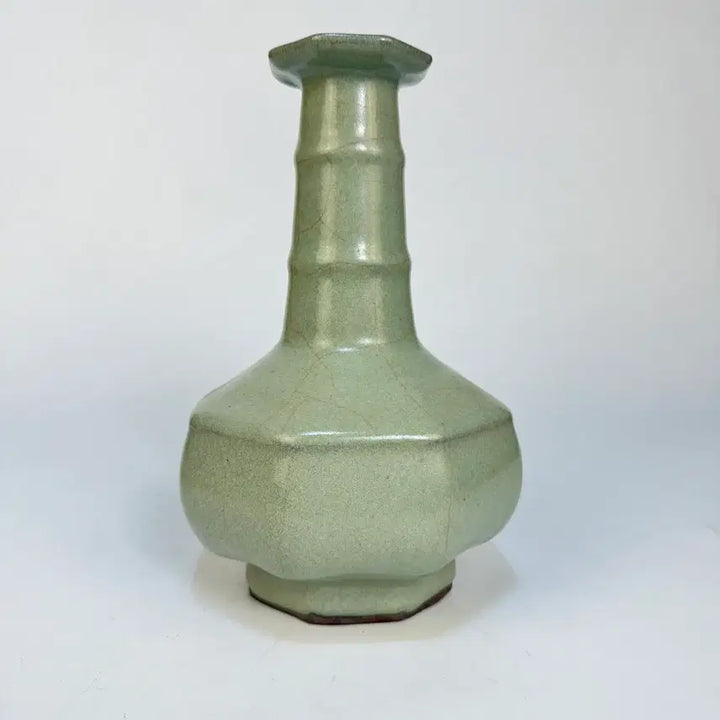[BUNJANG] Guan Ware Bamboo Joint Pattern Octagonal Vase / 관요 죽절현문 팔각 반구병