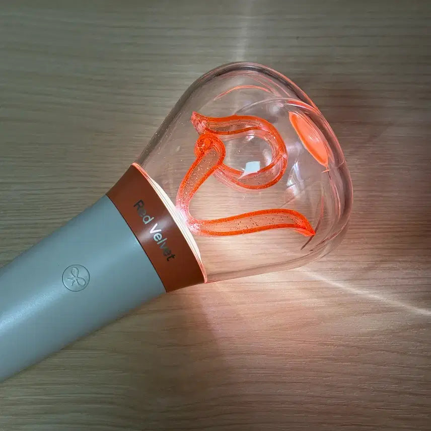 [BUNJANG] Red Velvet Old Version Lightstick / 레드벨벳 응원봉(구버전) 김만봉 양도