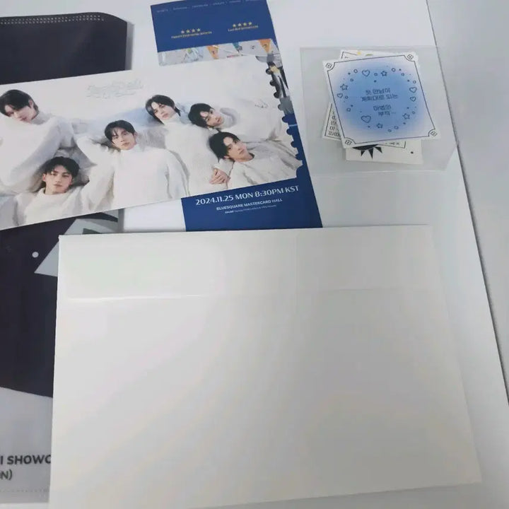 [BUNJANG] TWS Last Bell Showcase Postcard Set / 투어스 라스트벨 마지막축제 쇼케이스 역조공 엽서