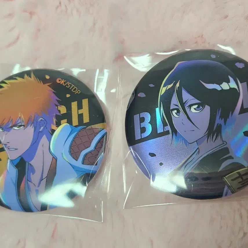 [BUNJANG] Bleach Kuchiki Rukia Ichigo Metallic Can Badge Set / 블리치 카미아니 메탈릭 캔뱃지 루키아 이치고 판매