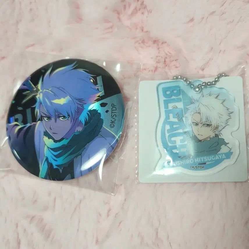 [BUNJANG] Bleach Toshiro Hitsugaya Kamiani Metallic Can Badge Acrylic Keyring Bundle / 블리치 토시로 카미아니 메탈릭 캔뱃지 아크릴 키링