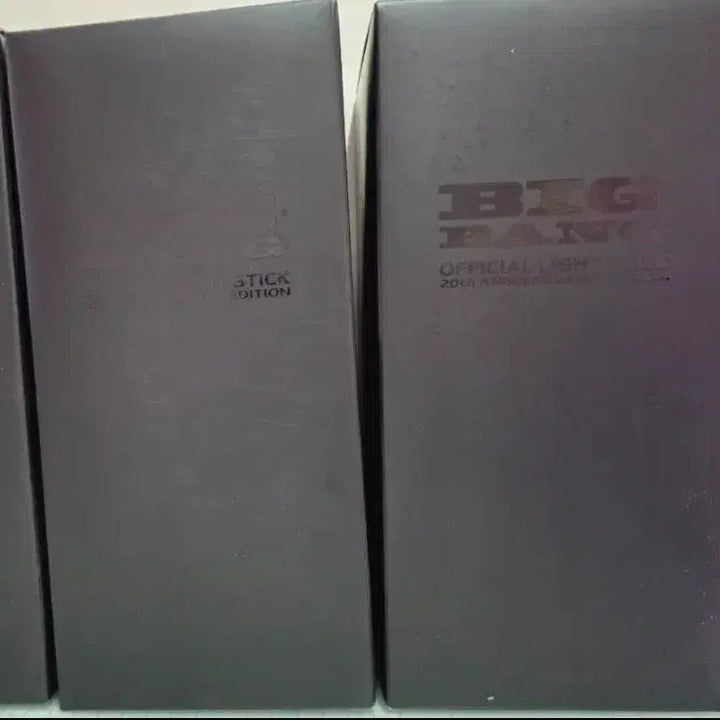 [BUNJANG] BIGBANG Official Lightstick Bundle Set with Straps / 빅뱅 BIGBANG 공식 응원봉 뱅봉 2개 + 스트랩 일괄
