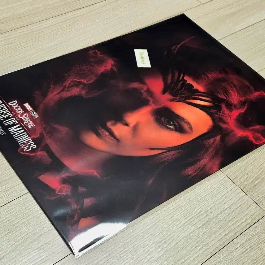 [BUNJANG] Doctor Strange in the Multiverse of Madness Wanda Maximoff A3 Poster (Limited Edition) / [초희귀한정판]영화 닥터스트레인지 대혼돈의멀티버스 완다포스터(A3)