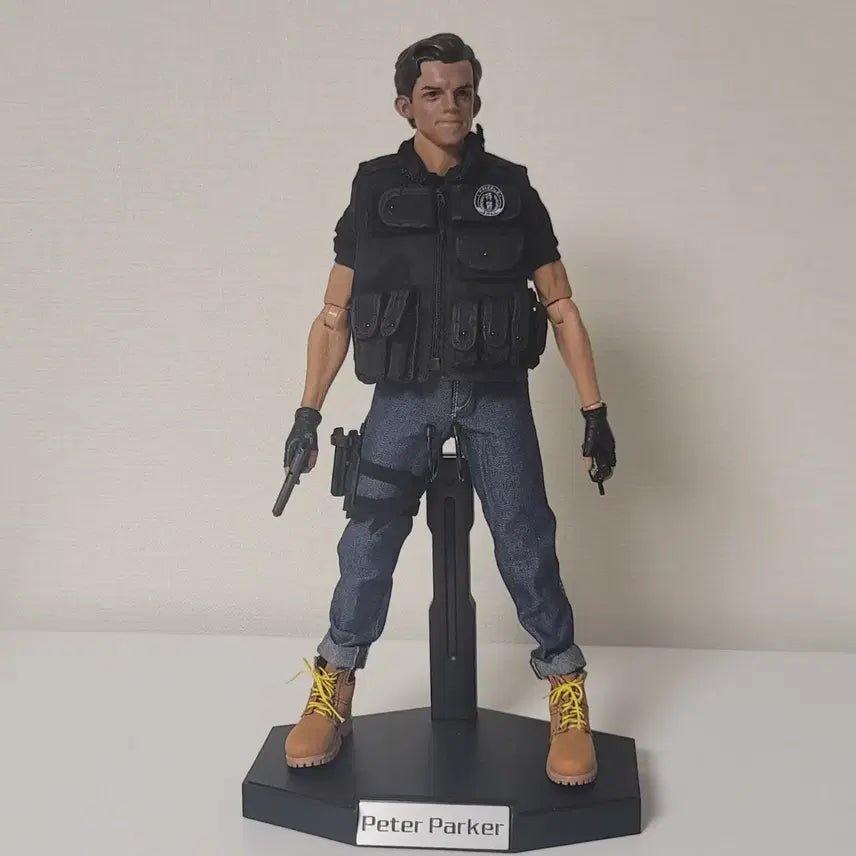[BUNJANG] Tom Holland 1/6 Scale Figure / 톰 홀랜드 카툰버젼 1/6  커스텀 피규어 ( 핫토이X )