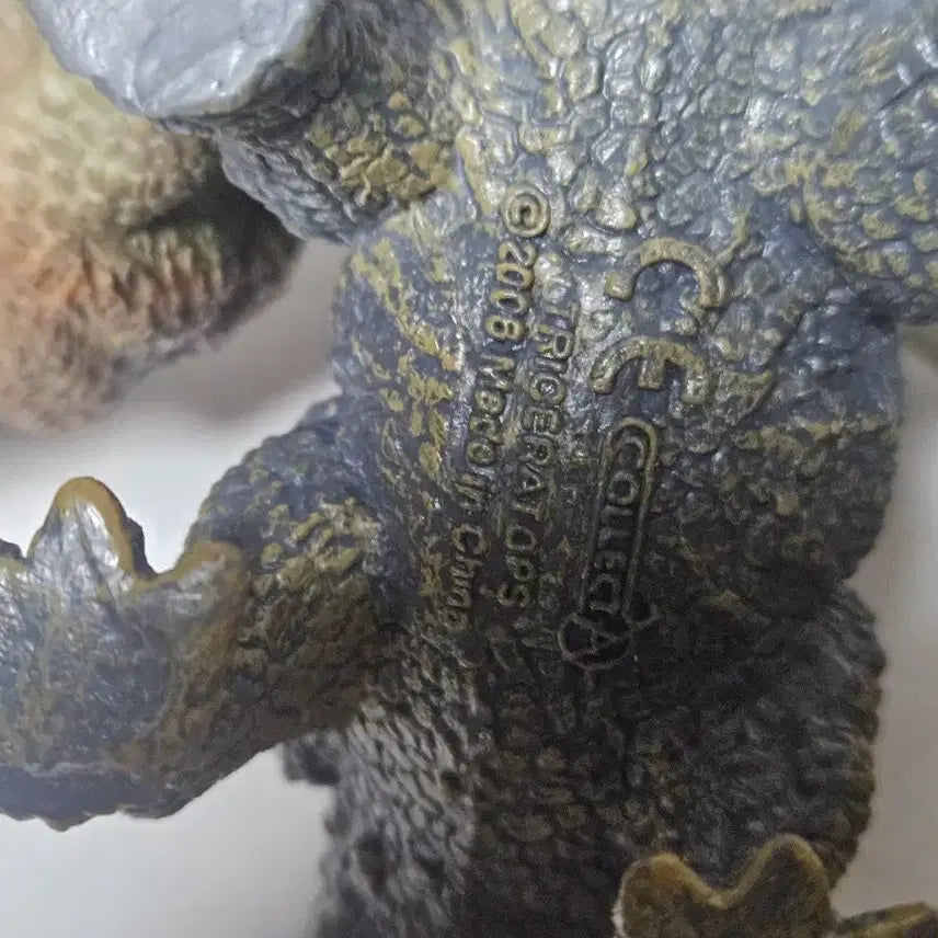 [BUNJANG] Collecta Dinosaur Figure Bundle Set: T-Rex, Therizinosaurus, Triceratops, Liopleurodon / 컬렉타 공룡 피규어 일괄 티렉스 테리지노사우루스 트리케라톱스 리오플레우로돈