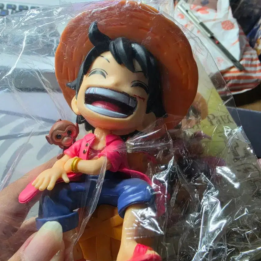 [BUNJANG] One Piece Luffy Figure / 원피스 루피 피규어 (뽑기 기계에서 획득)