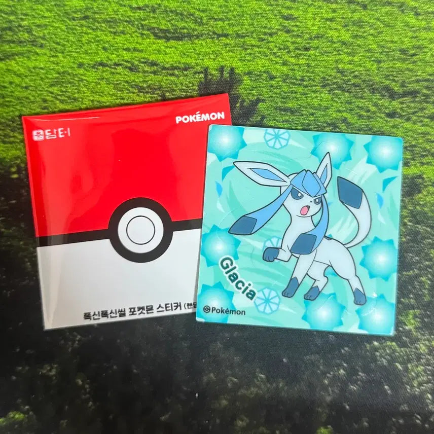 [BUNJANG] Damter Pokemon Glaceon Fluffy Seal Sticker / 담터 포켓몬 스티커 글레이시아 폭신폭신씰