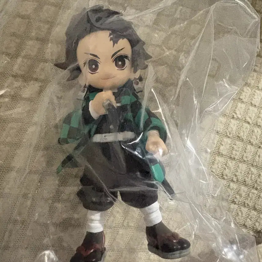 [BUNJANG] Demon Slayer Tanjiro Kamado Figure / 귀멸의칼날 탄지로 팔버스