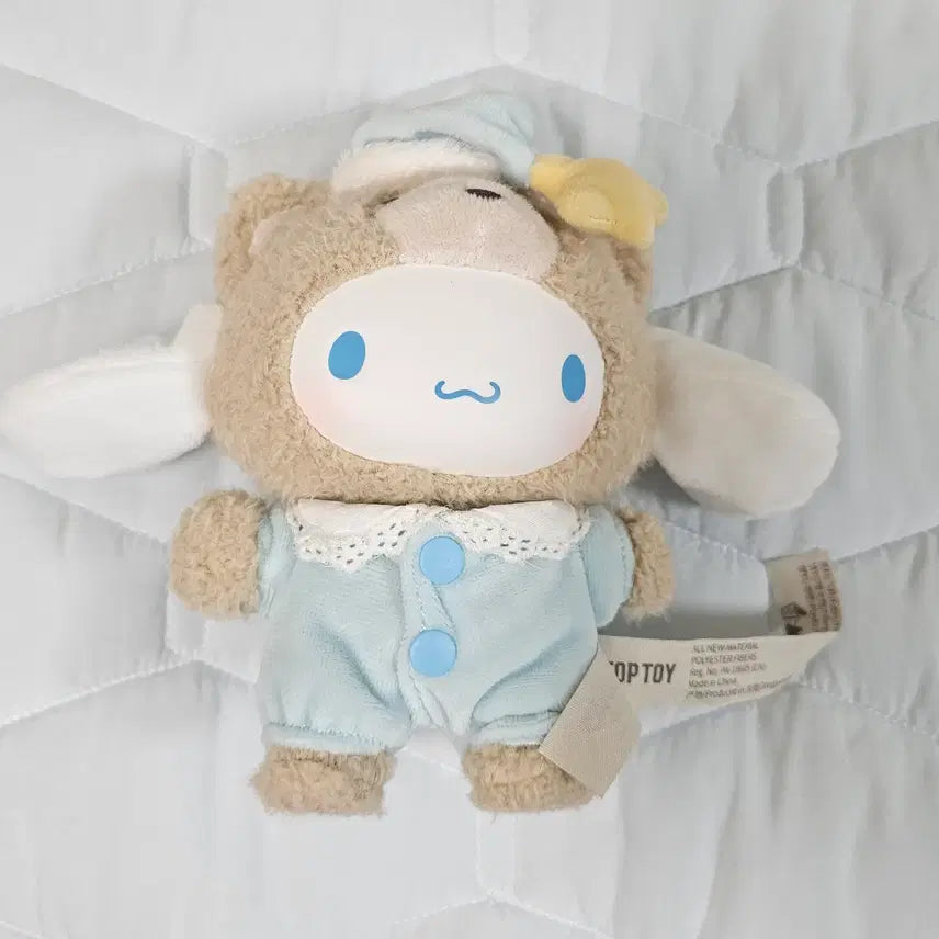 [BUNJANG] Cinnamoroll Top Toy Doll / 시나모롤 탑토이 인형