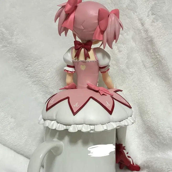 [BUNJANG] Banpresto Kaname Madoka Sitting Version Figure / 마마마 카나메 마도카 피규어