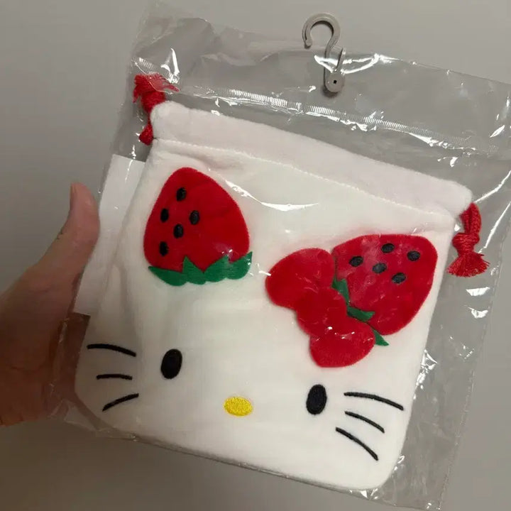 [BUNJANG] Hello Kitty Ichigo Man Strawberry Pouch / 헬로키티 딸기 파우치 이치고맨