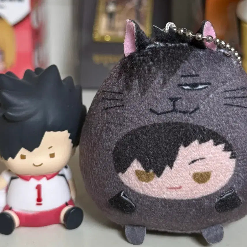 [BUNJANG] Haikyuu!! Kuroo Chibi Chibi Figure + Kuroo Cat Plush / 하이큐 쿠로오 챠비챠비 피규어+쿠로오 고양이 인형