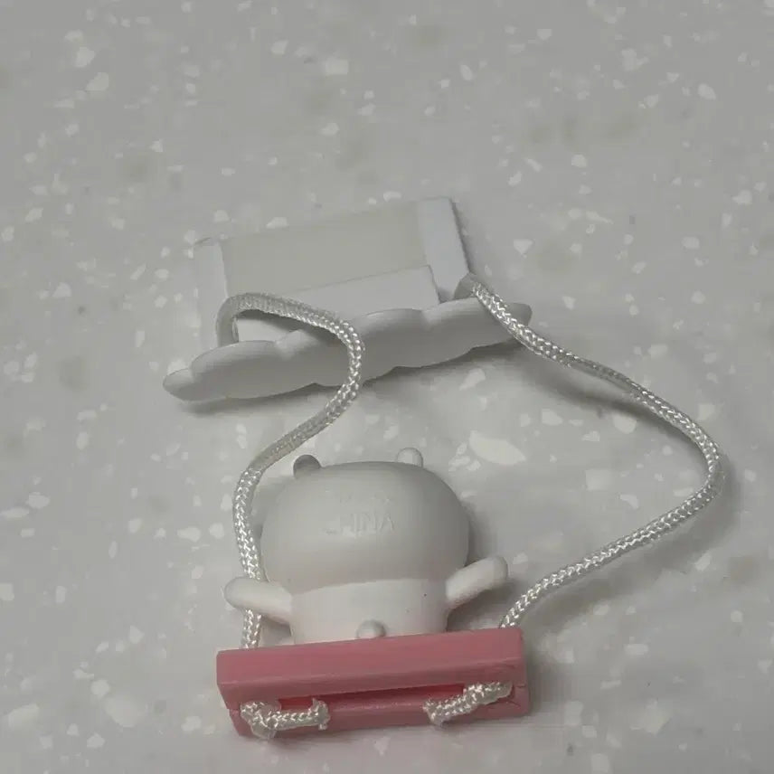 [BUNJANG] Cheekawaii Cloud Swing Gacha Figure (Unsealed) / 치이카와 구름 그네 가챠 먼작귀 단순개봉