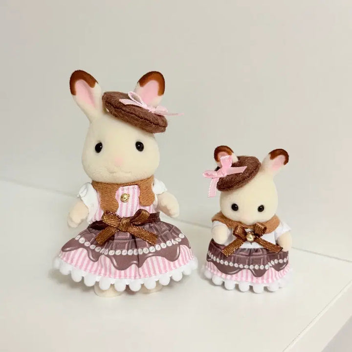 [BUNJANG] Sylvanian Families Valentine Sweet Chocolate Fair Set / 실바니안 발렌타인 스위트초콜릿 페어