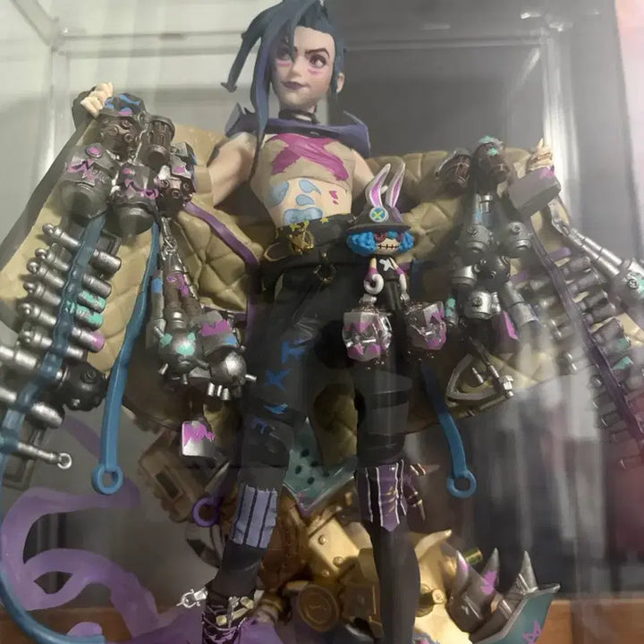 [BUNJANG] Arcane Jinx Figure (Official Riot Store) / 아케인 징크스 피규어 (라이엇스토어 정품)