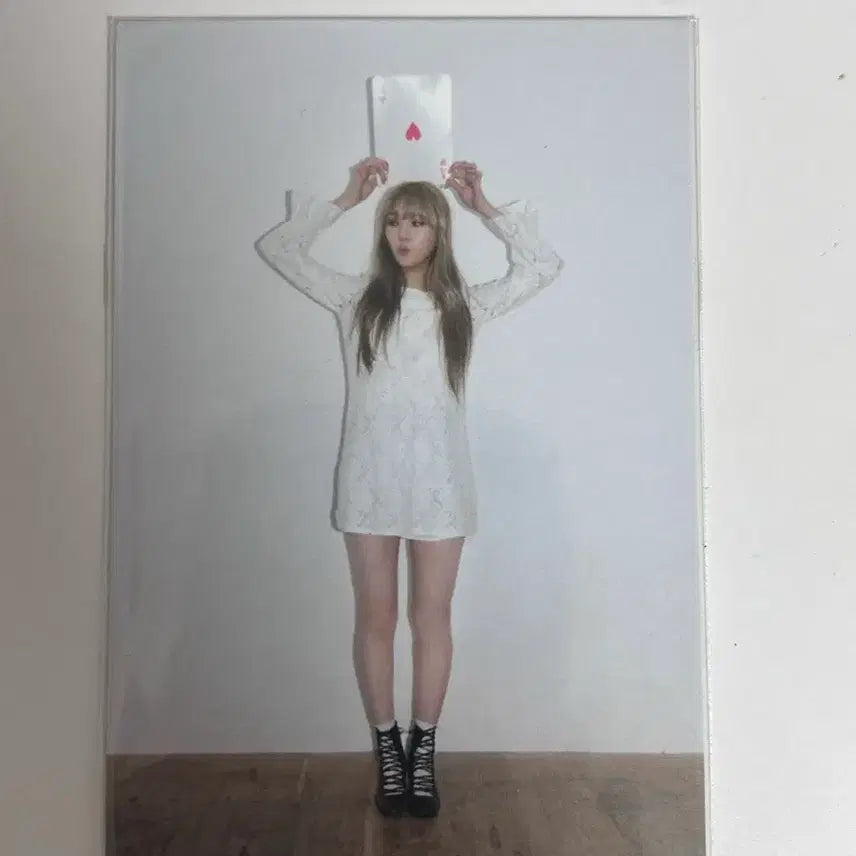[BUNJANG] OH MY GIRL Mimi Windy Day Album Photocard / 오마이걸 미미 윈디데이 앨포