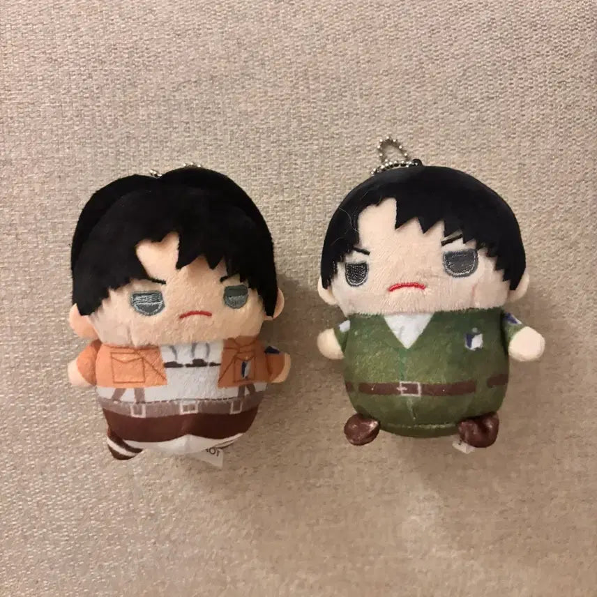 [BUNJANG] Attack on Titan Levi MameMento (2 Types) / 진격의거인 리바이 마메메이토 (2종)