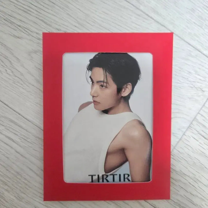 [BUNJANG] BTS V Tirtir Limited Edition Photocard / bts 뷔 티르티르 TIRTIR 한정판 포토카드