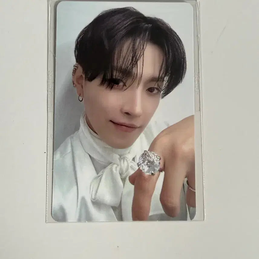 [BUNJANG] ATEEZ Anitiz Popup Hongjoong Photocard / 에이티즈 애니티즈 팝업 홍중 포카