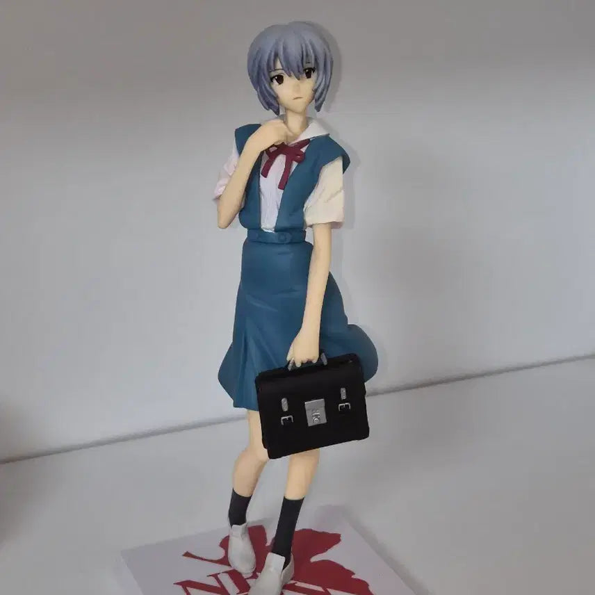 [BUNJANG] Evangelion Ayanaami Rei School Uniform Classic Figure / 에반게리온 아야나미 레이 교복 고전 피규어