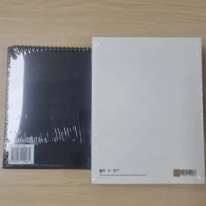 [BUNJANG] BTS Beyond The Stage Documentary Photobook &amp; 2024 Calendar Bundle Set / BTS 다큐멘터리 비욘드 스테이지 포토북 캘린더 일괄 2.0