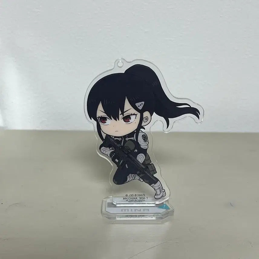 [BUNJANG] Kaiju No. 8 Mina Ashiro Acrylic Stand &amp; Can Badge Bundle Set / 괴수8호 아시로 미나 굿즈 2종(미니아크릴, 캔뱃지)