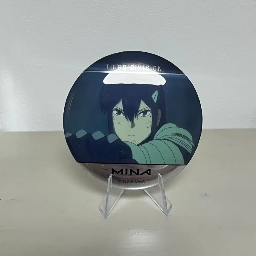 [BUNJANG] Kaiju No. 8 Mina Ashiro Acrylic Stand &amp; Can Badge Bundle Set / 괴수8호 아시로 미나 굿즈 2종(미니아크릴, 캔뱃지)