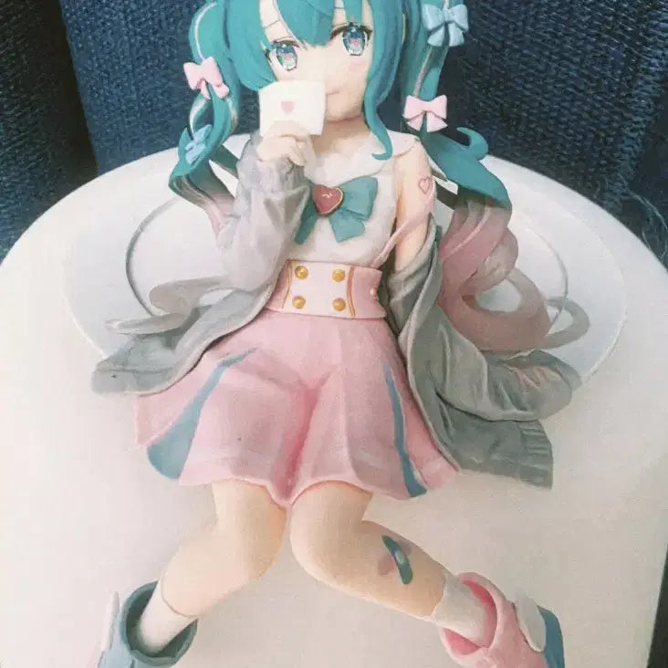 [BUNJANG] Hatsune Miku Sailor Suit Figure / 급전!!!! 하츠네 미쿠 세라복 피규어 판매 합니다! (박스 X)