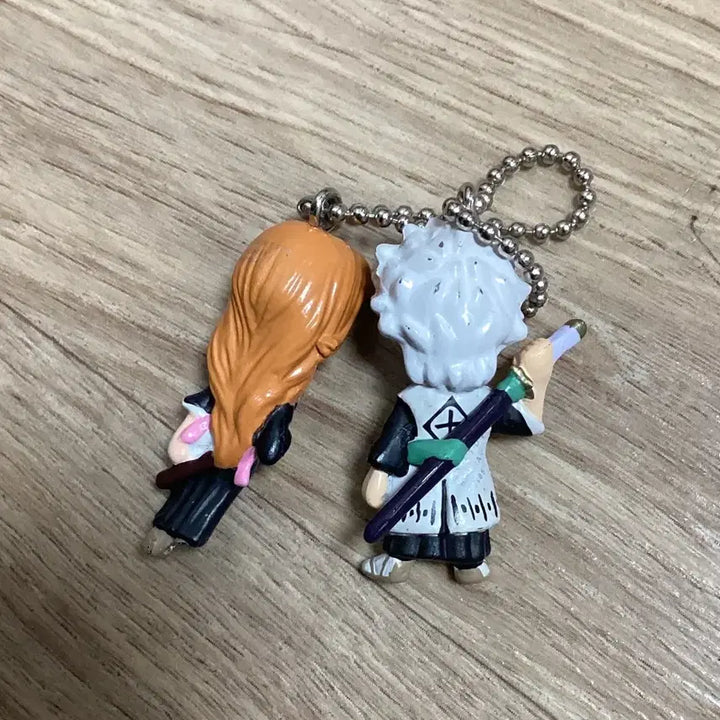 [BUNJANG] Bleach Toshiro Hitsugaya &amp; Rangiku Matsumoto Figure Keychain &amp; Ichiban Kuji Acrylic Keychain / 블리치 히츠가야 토시로+란기쿠 피규어 키링 및 제일복권 아크릴 키링