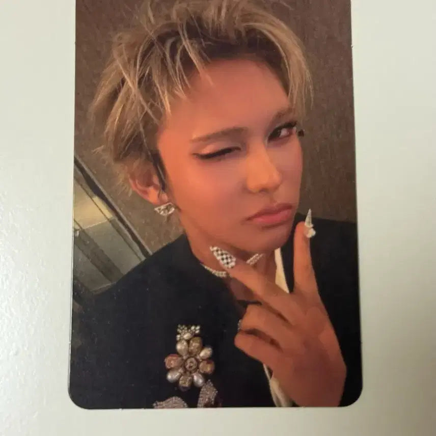 [BUNJANG] Xlov IGod Hyun Album Photocard / 엑스러브 Xlov 아이갓 IGod 현 앨범 포카