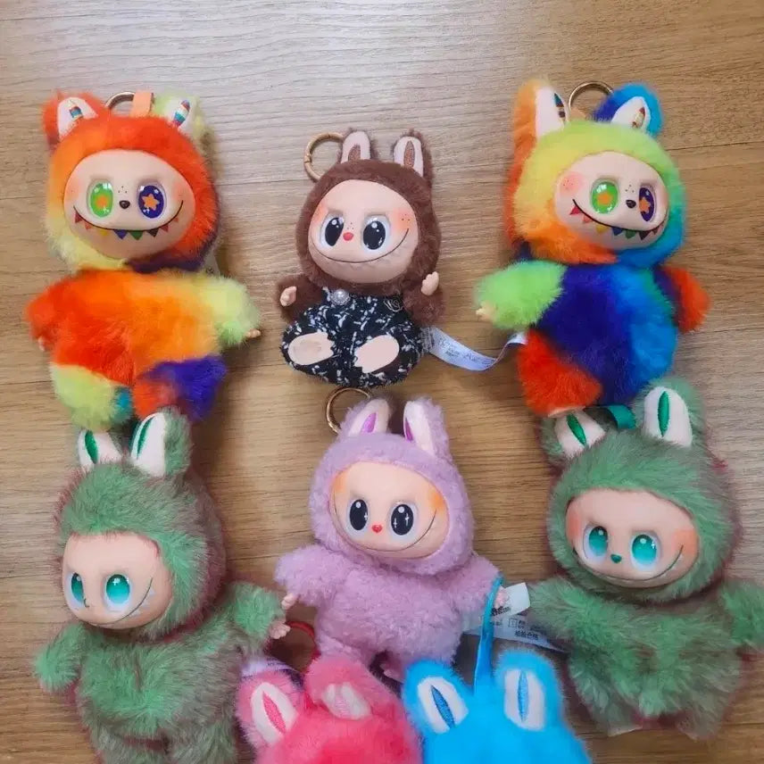 [BUNJANG] Labubu Doll 8-Piece Bundle Set / 라부부 인형 8종 일괄