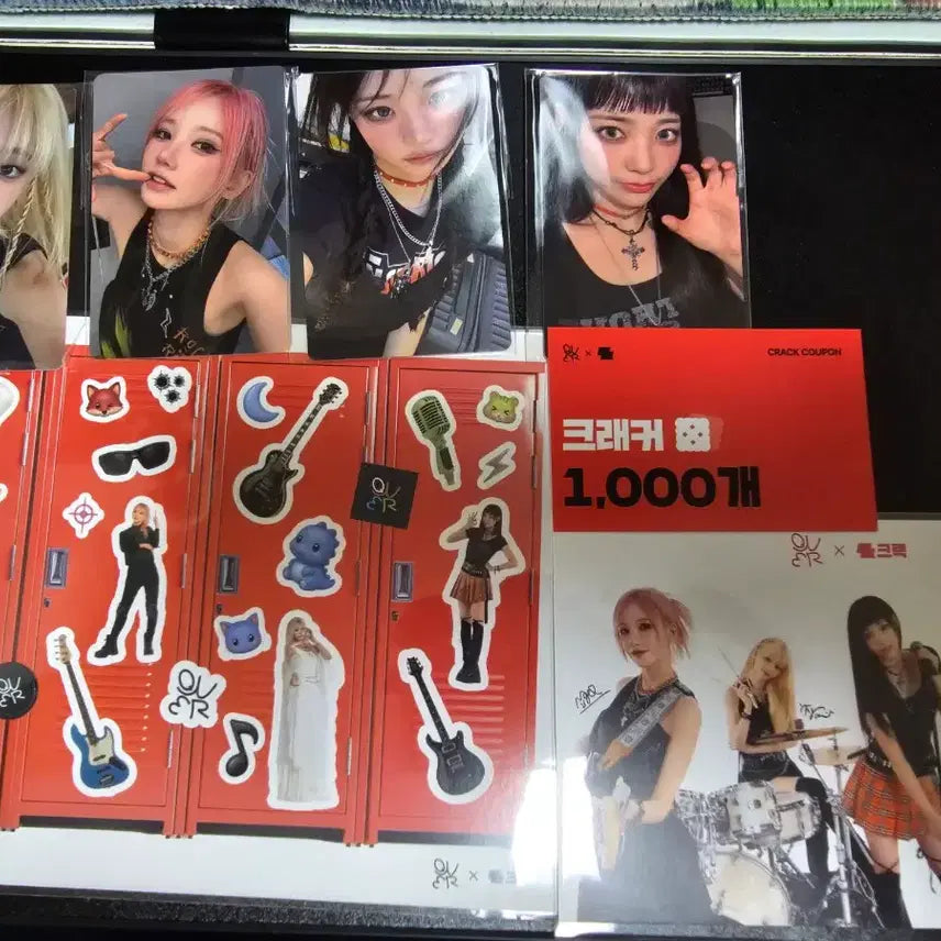 [BUNJANG] QWER X Crack Photocard Sticker Pack Postcard Coupon Set / QWER X 크랙 포토카드 포카 스티커 엽서 쿠폰
