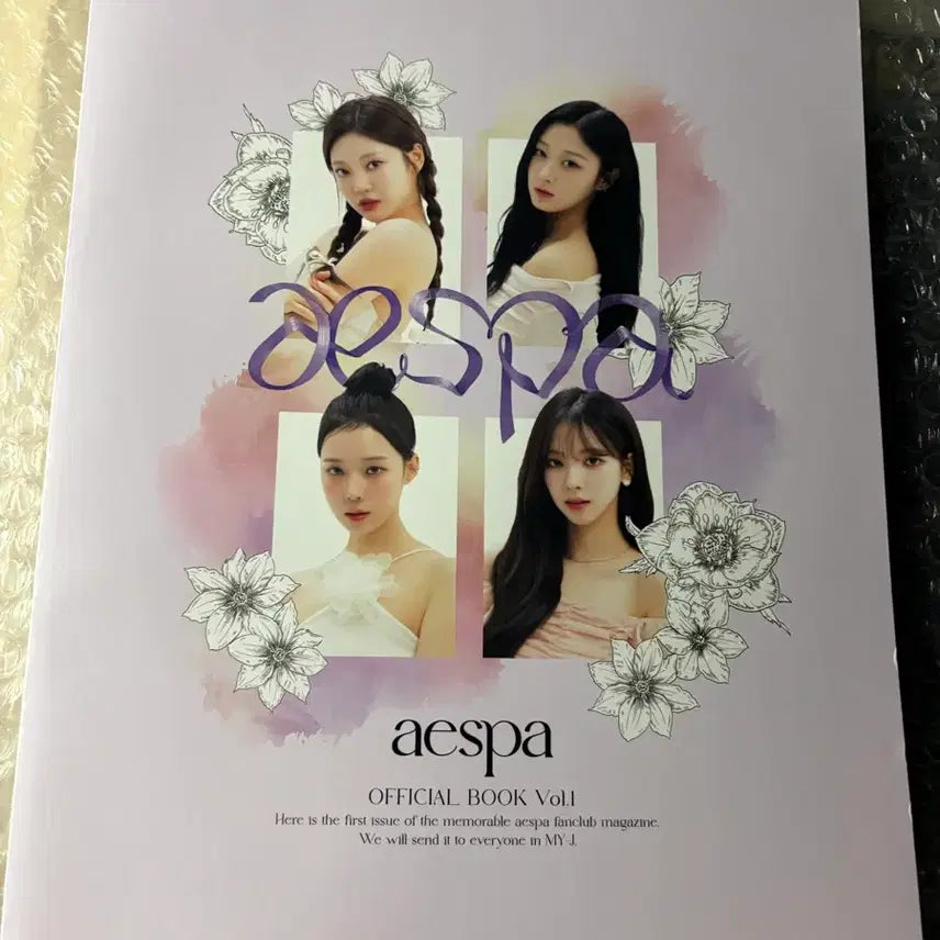 [BUNJANG] Aespa My-J Official Fanclub Magazine / 에스파 일본 팬클럽 마이제이 my-j 회지 오피셜북 양도합니다!