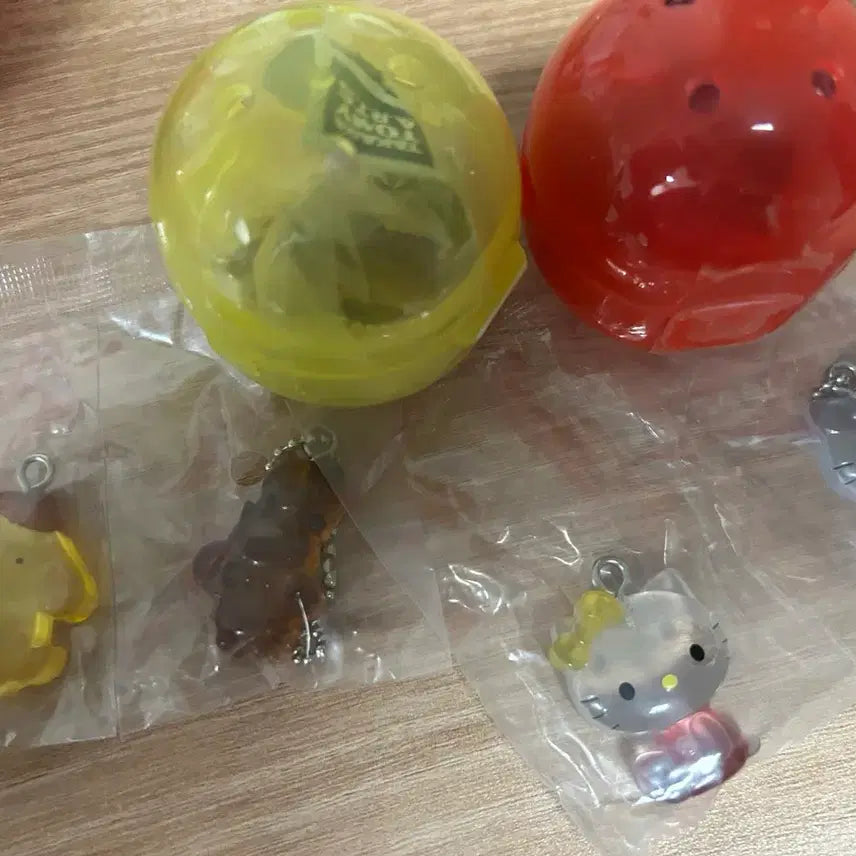 [BUNJANG] Sanrio Nakayoshi Charm Gacha Set / 산리오 나카요시 참 가챠 세트